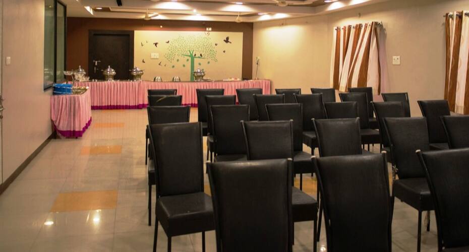 Hotel Sweet Avenue, Ratlam 5